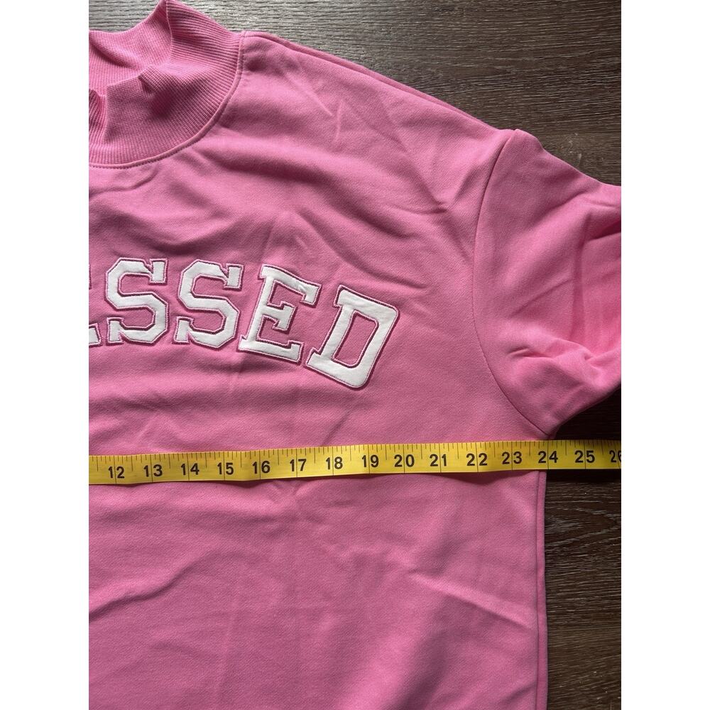 Women’s Pink Blessed Sweatshirt Varsity Patch Graphic Pullover Oversize Size M - Picture 4 of 5